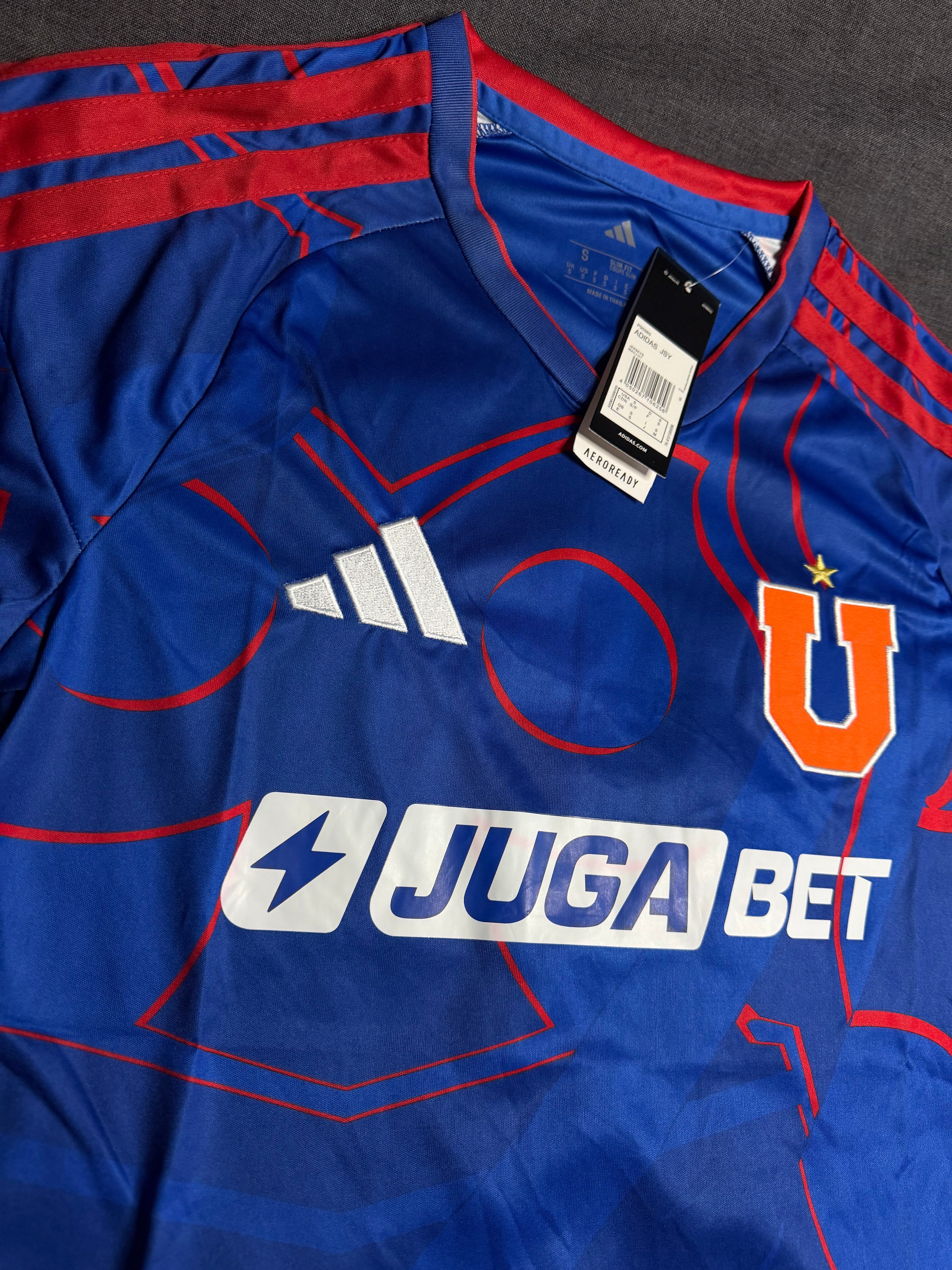 Camiseta U. de Chile local 2026