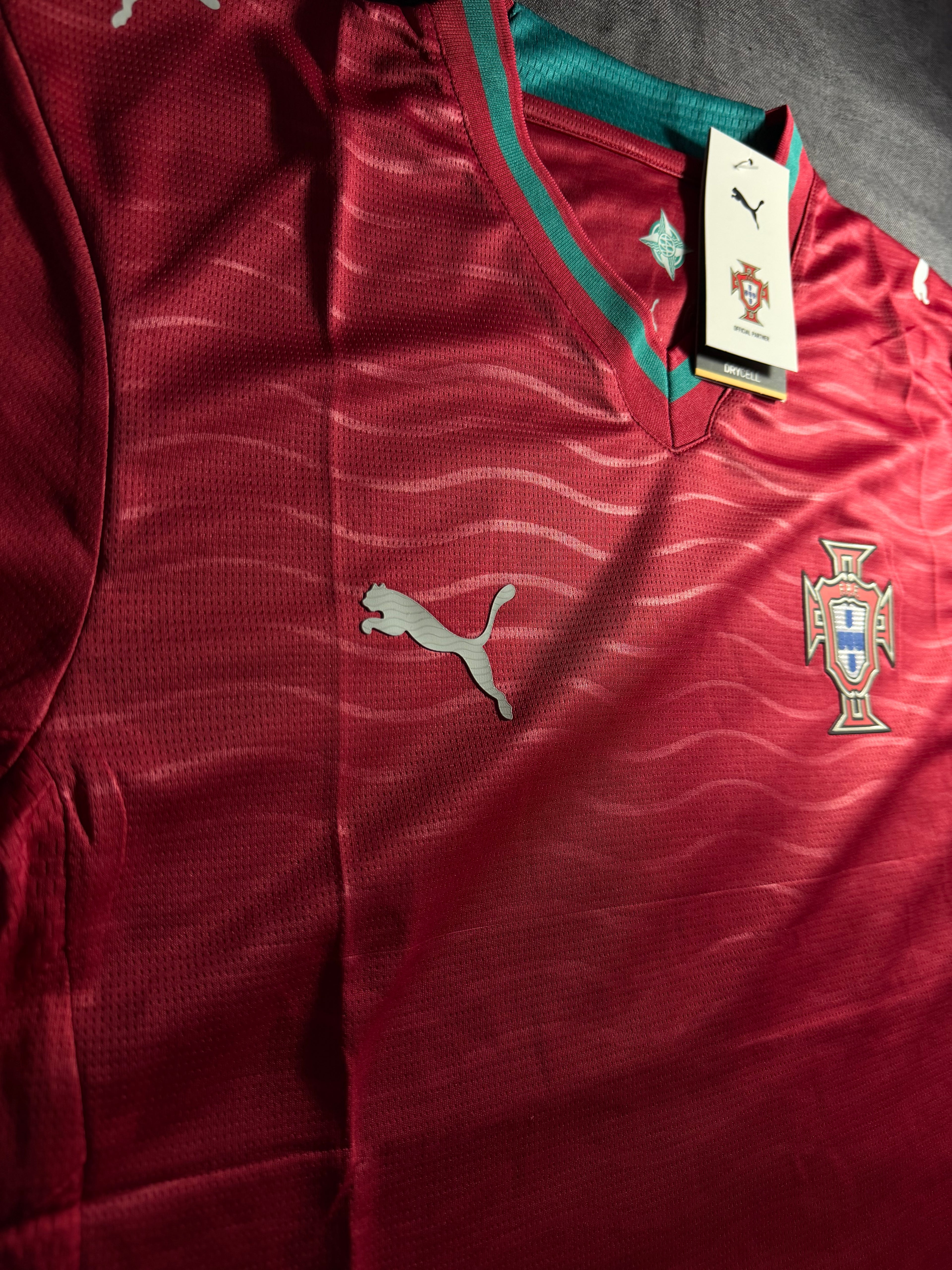Camiseta Portugal local 2026