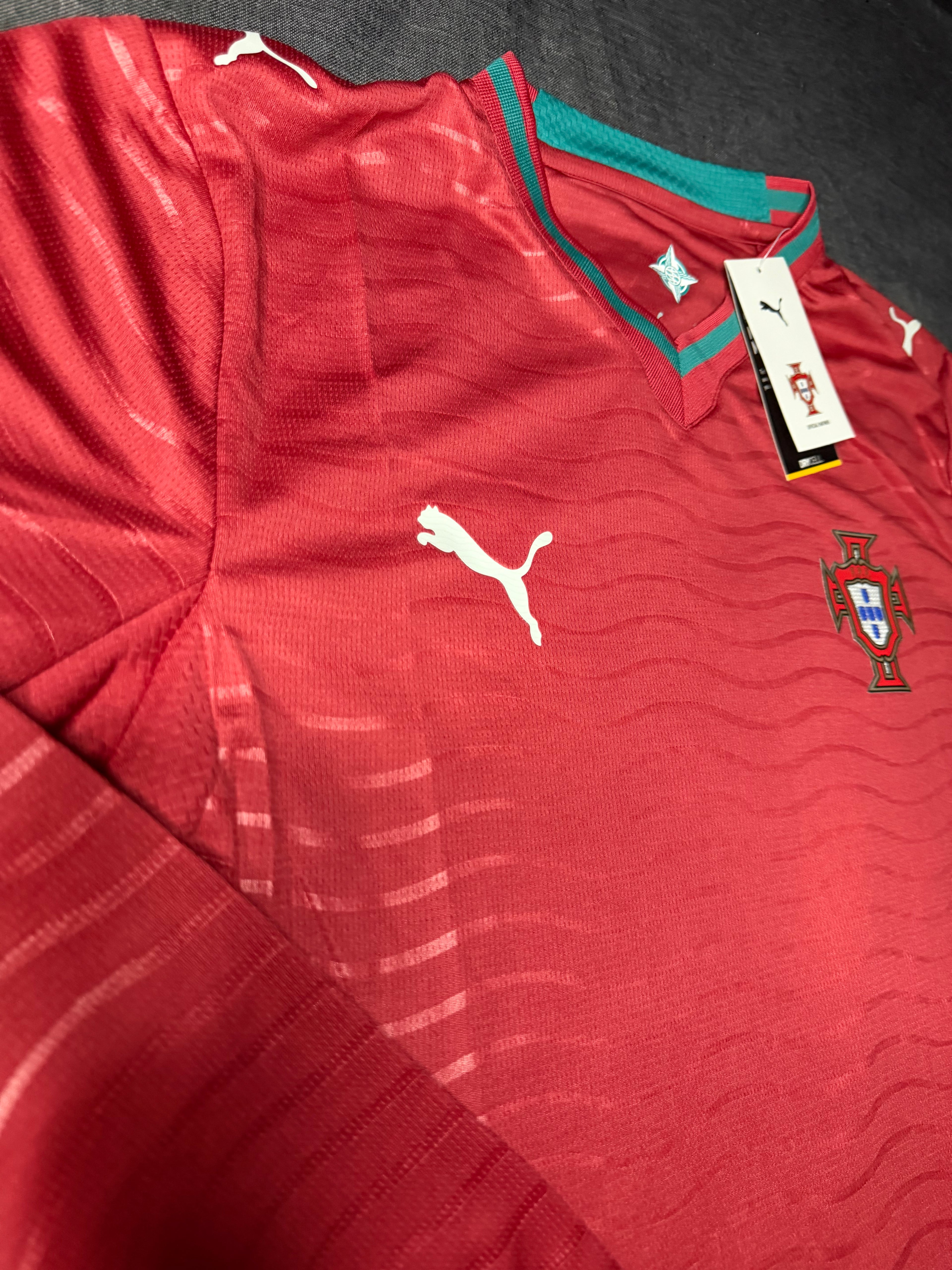 Camiseta Portugal Local manga larga 2026