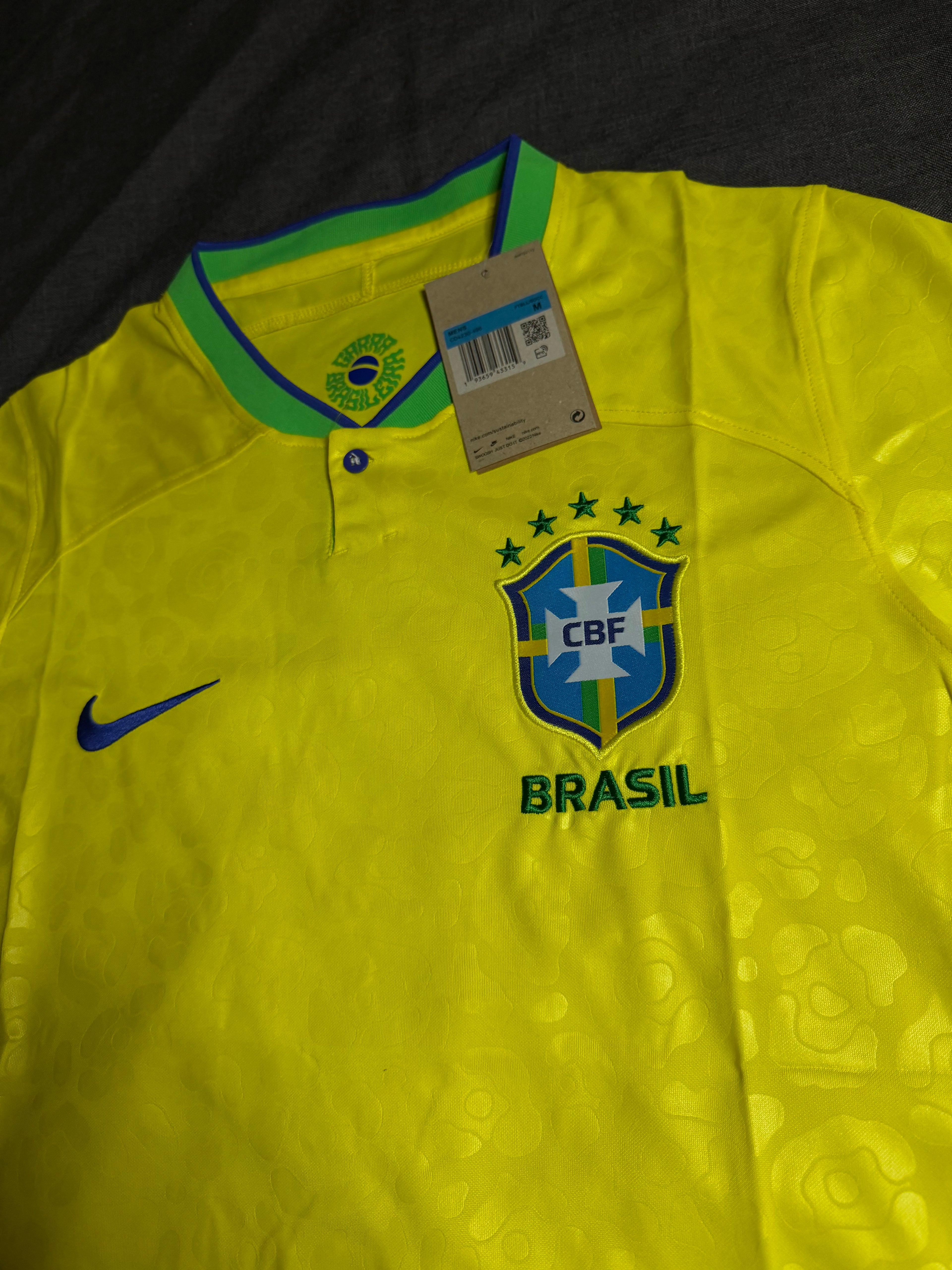 Camiseta Brasil local 22/23
