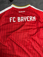 Camiseta Bayern Múnich local 26/27