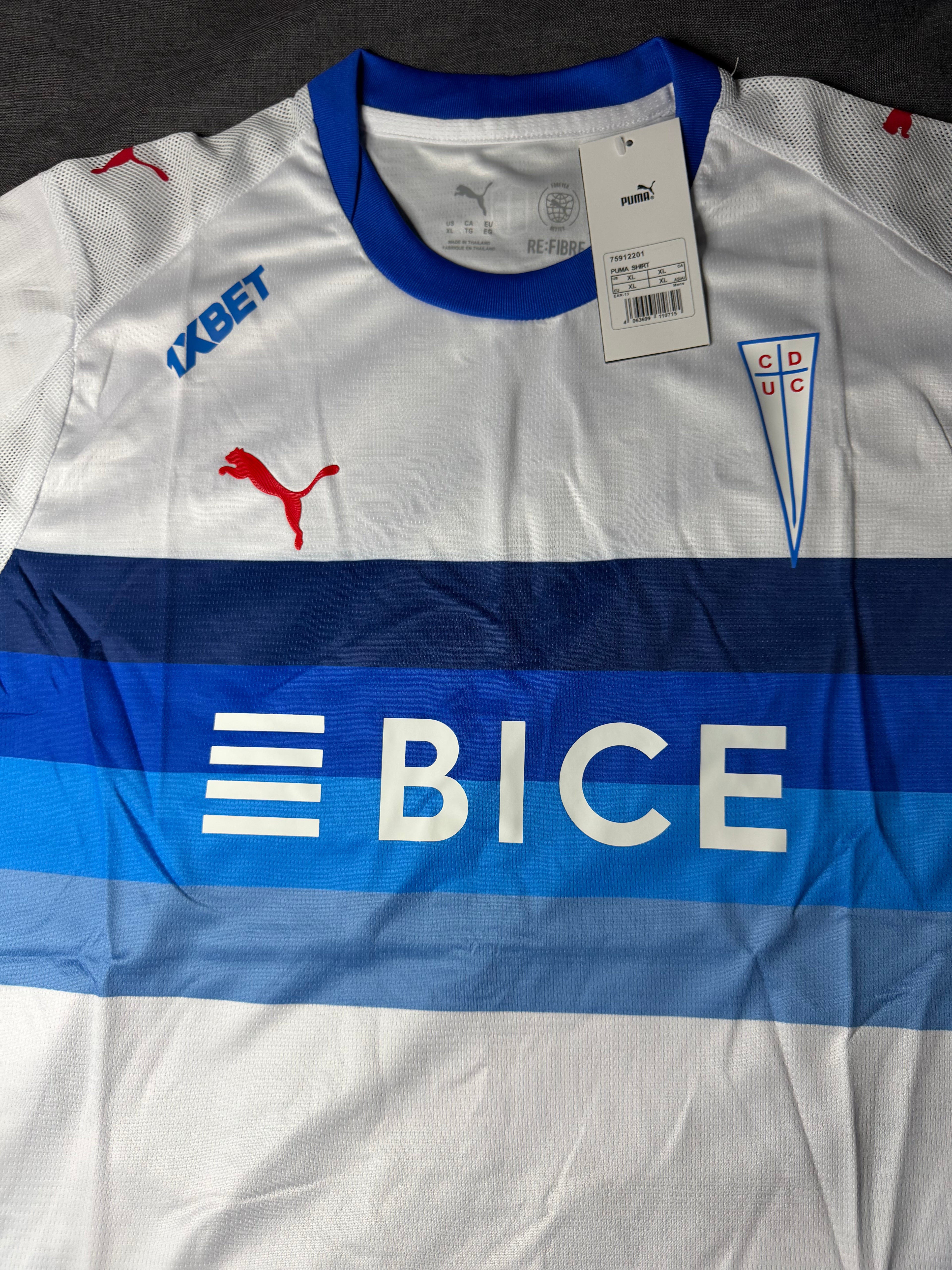 Camiseta Católica local 2026